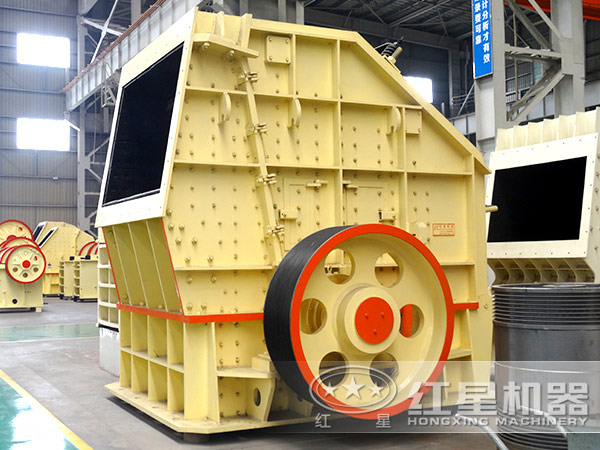 开云登陆入口反击式破碎机展示图