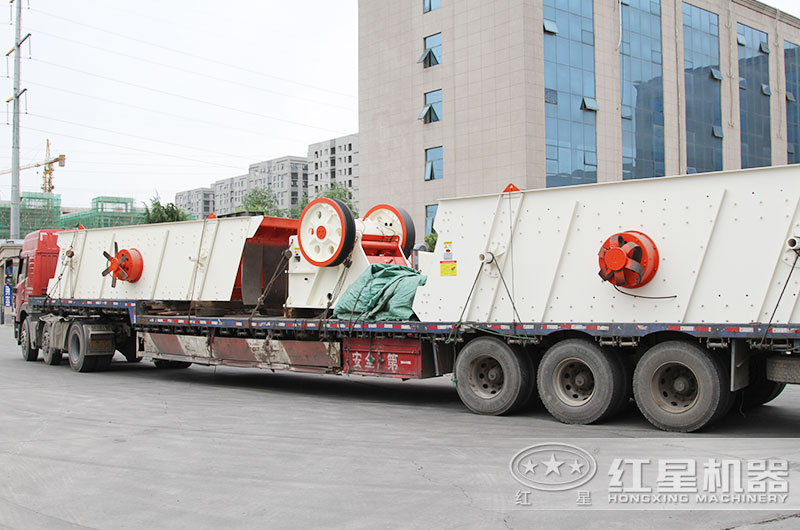 开云登陆入口鄂破机整套设备装车发货中