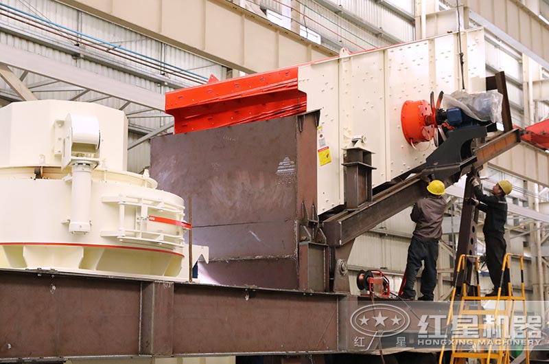 开云登陆入口车间技术工人作业图