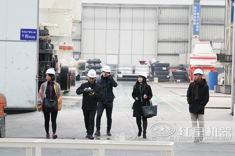 客户到开云登陆入口厂区进行参观，并咨询
