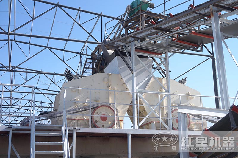 反击式制沙机综合效益高 反击式制沙机综合效益高