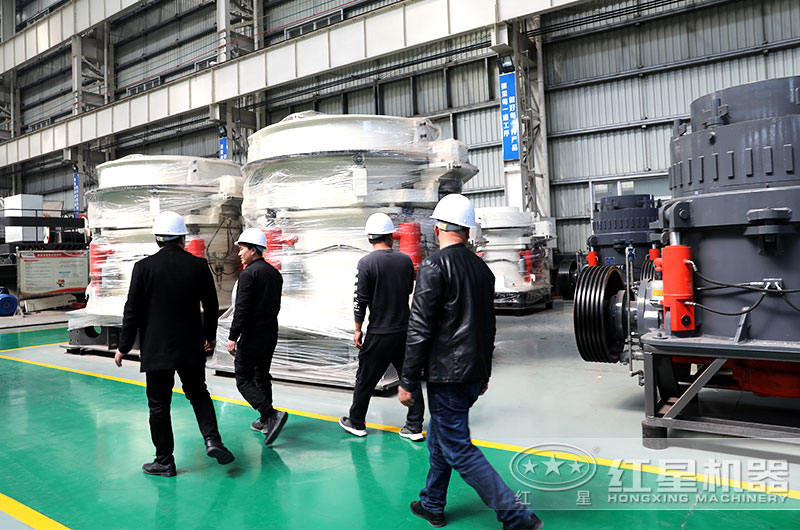 客户到开云登陆入口设备生产车间参观 客户到开云登陆入口设备生产车间参观