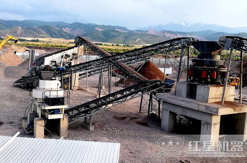 河南开云登陆入口工程师帮广东一客户定制的砂石生产线