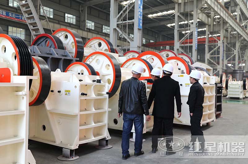 河南安阳客户来河南开云登陆入口总部厂区参观 河南安阳客户来河南开云登陆入口总部厂区参观