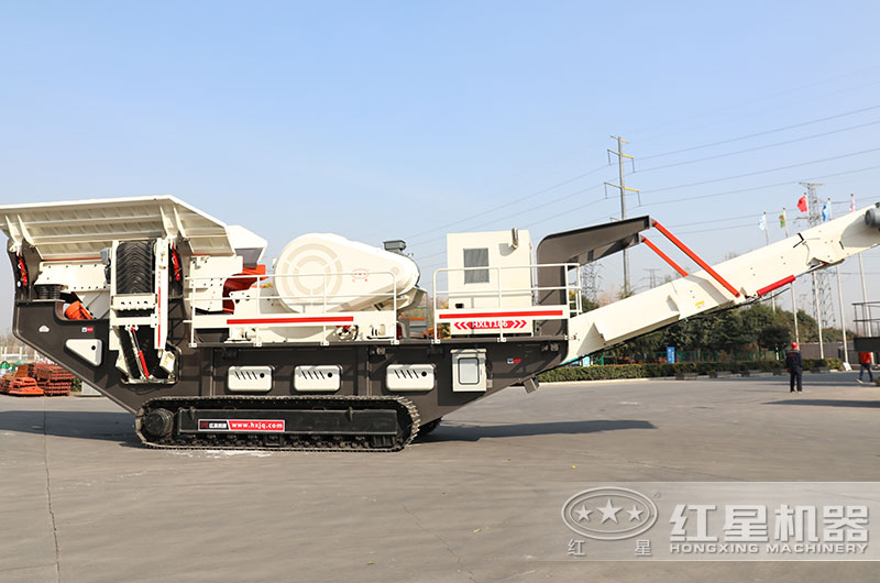 履带式破碎站工作方便,价格略贵 履带式破碎站工作方便,价格略贵
