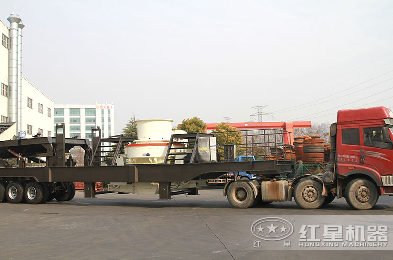 开云登陆入口机器小型流动式石子制砂机发往浙江