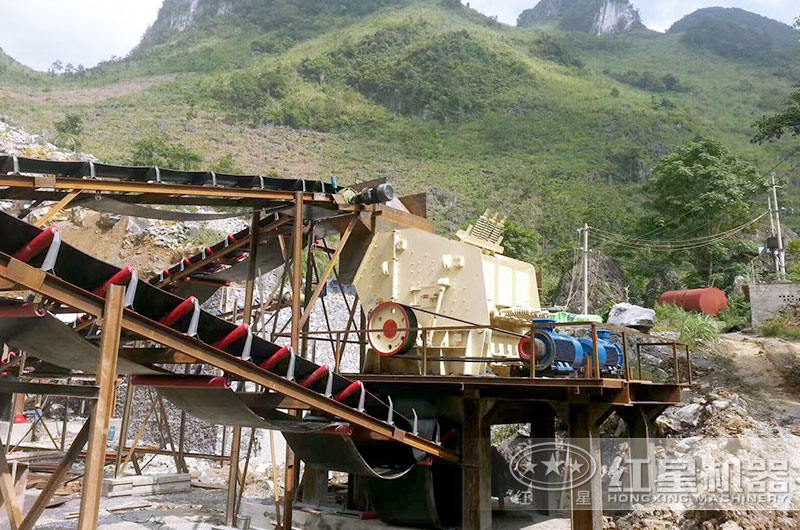 废玻璃加工现场 废玻璃加工现场