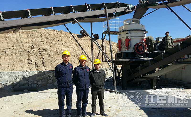 开云登陆入口工程师为客户安装设备